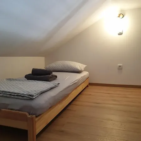 Lucky Lejlighed Lozovac